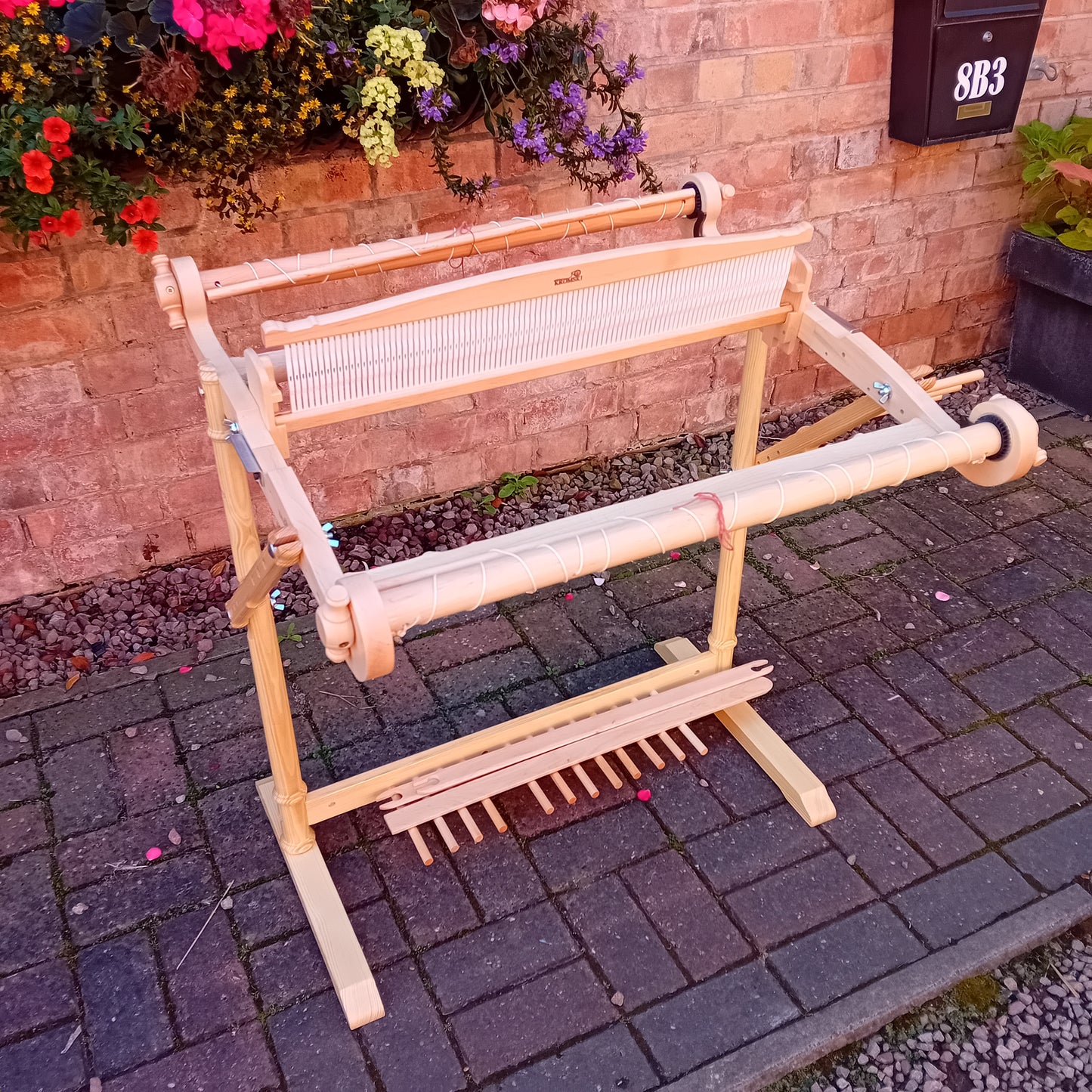 HARP - Floor stand