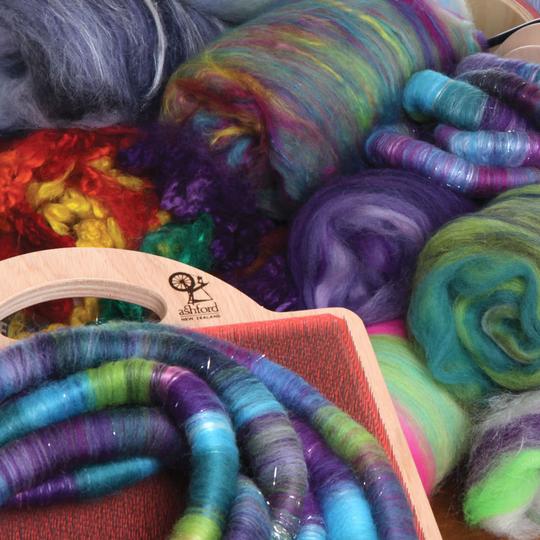 Premium quality imaginative custom blended combed fibre tops
