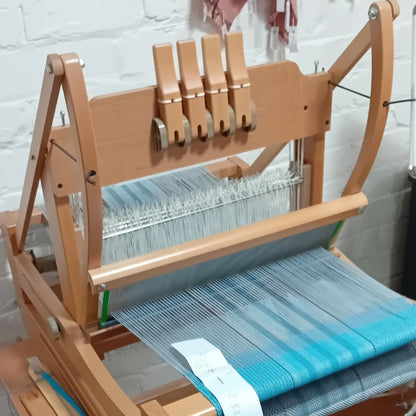 table loom weaving lesson