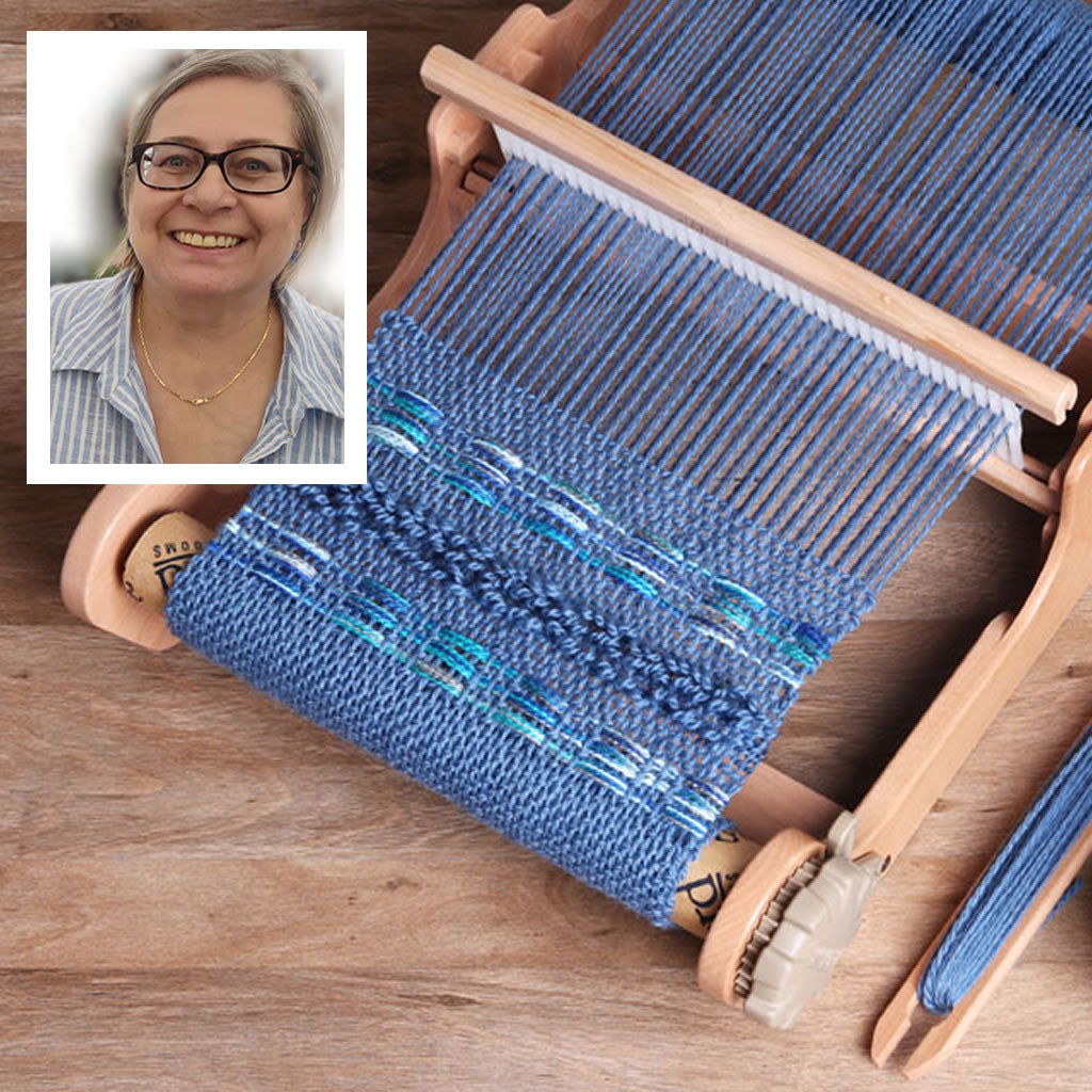 How to weave on a weaving loom
