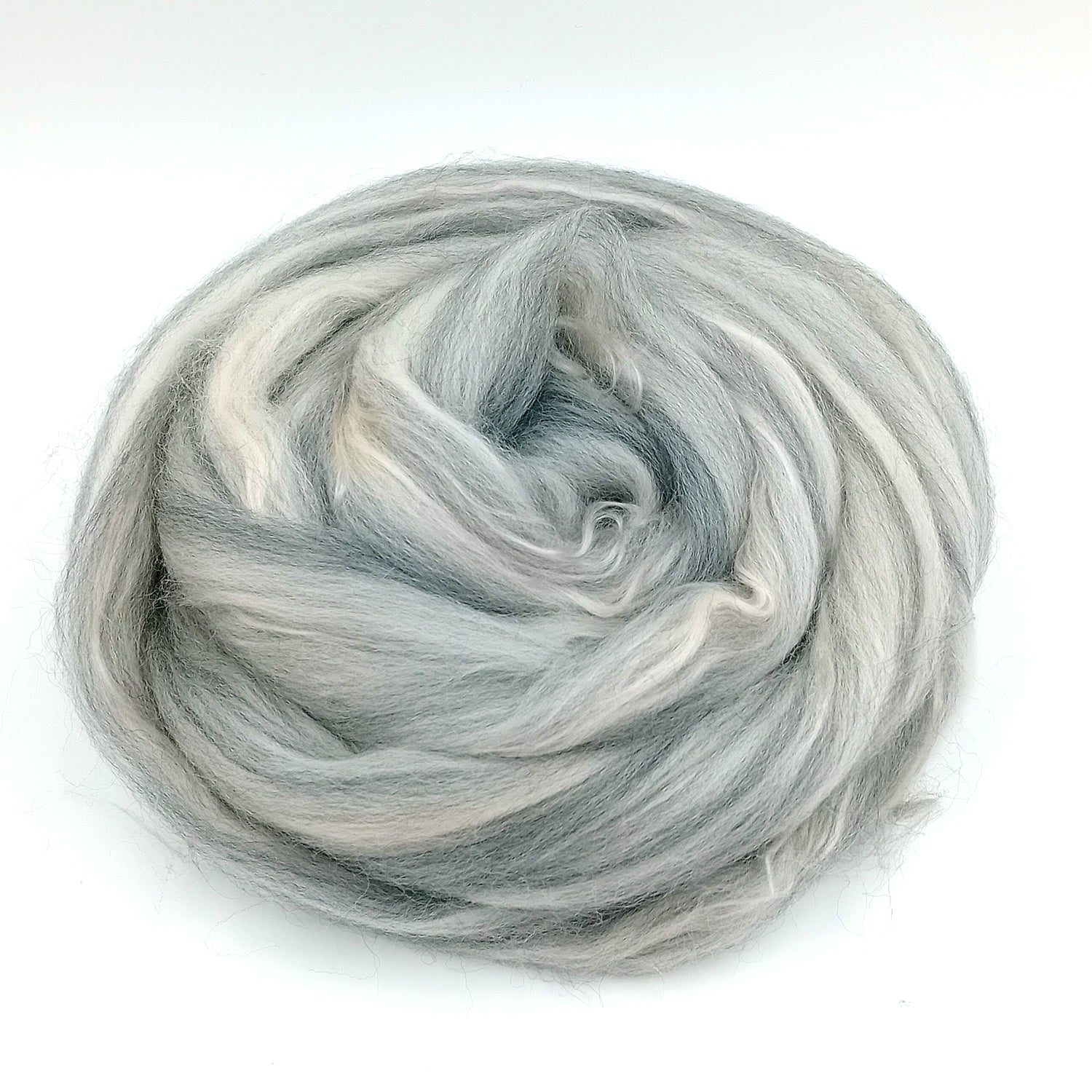 Corriedale wool blended with seacell fibre
