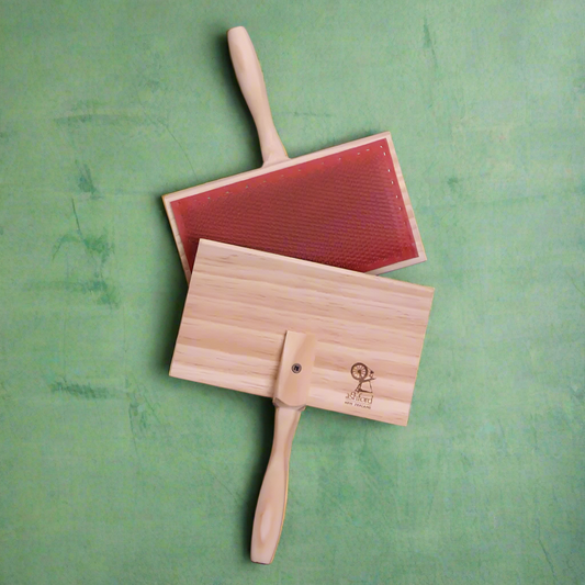 Wool hand carders
