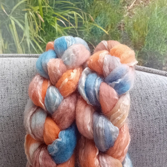 Hand Dyed BFL & Seacell - SEA ANEMONE