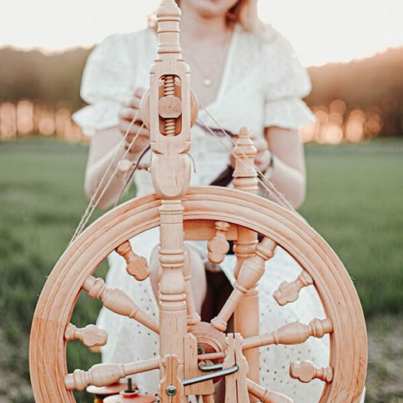 Kromski Minstrel spinning wheel
