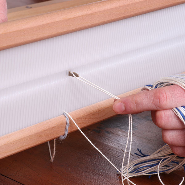 Loom threading hook (Flexible)
