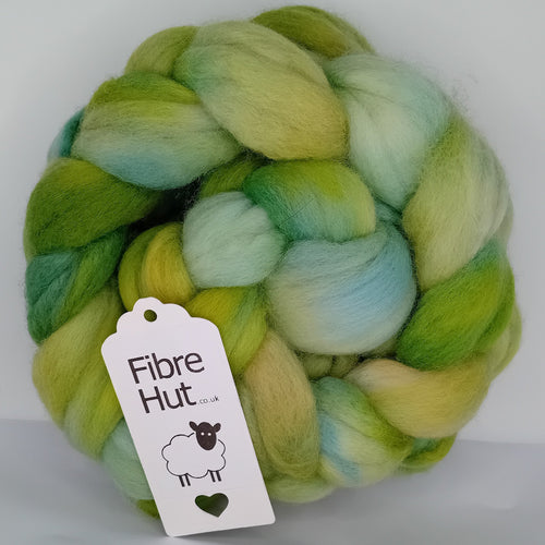 hand dyed combed wool top