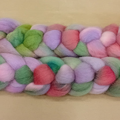 hand dyed wool fibre
