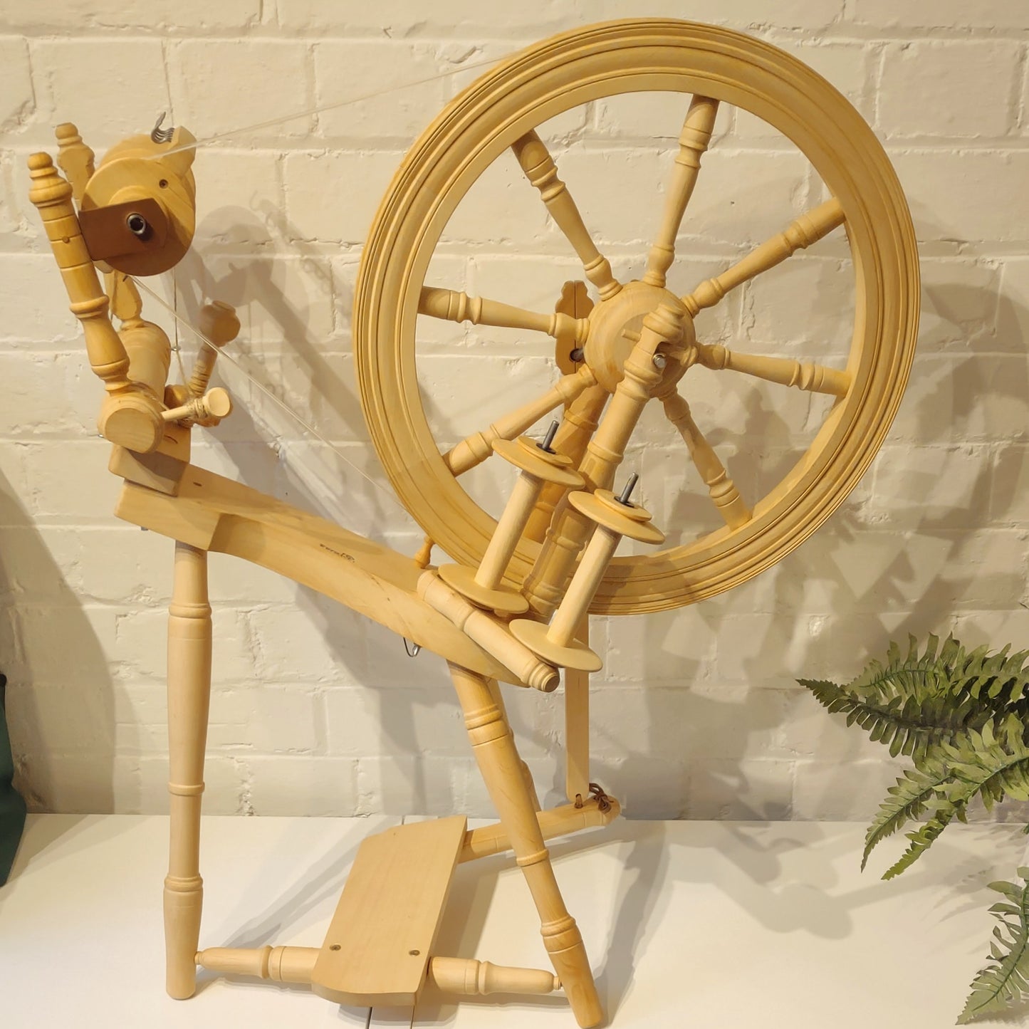 PRELUDE spinning wheel