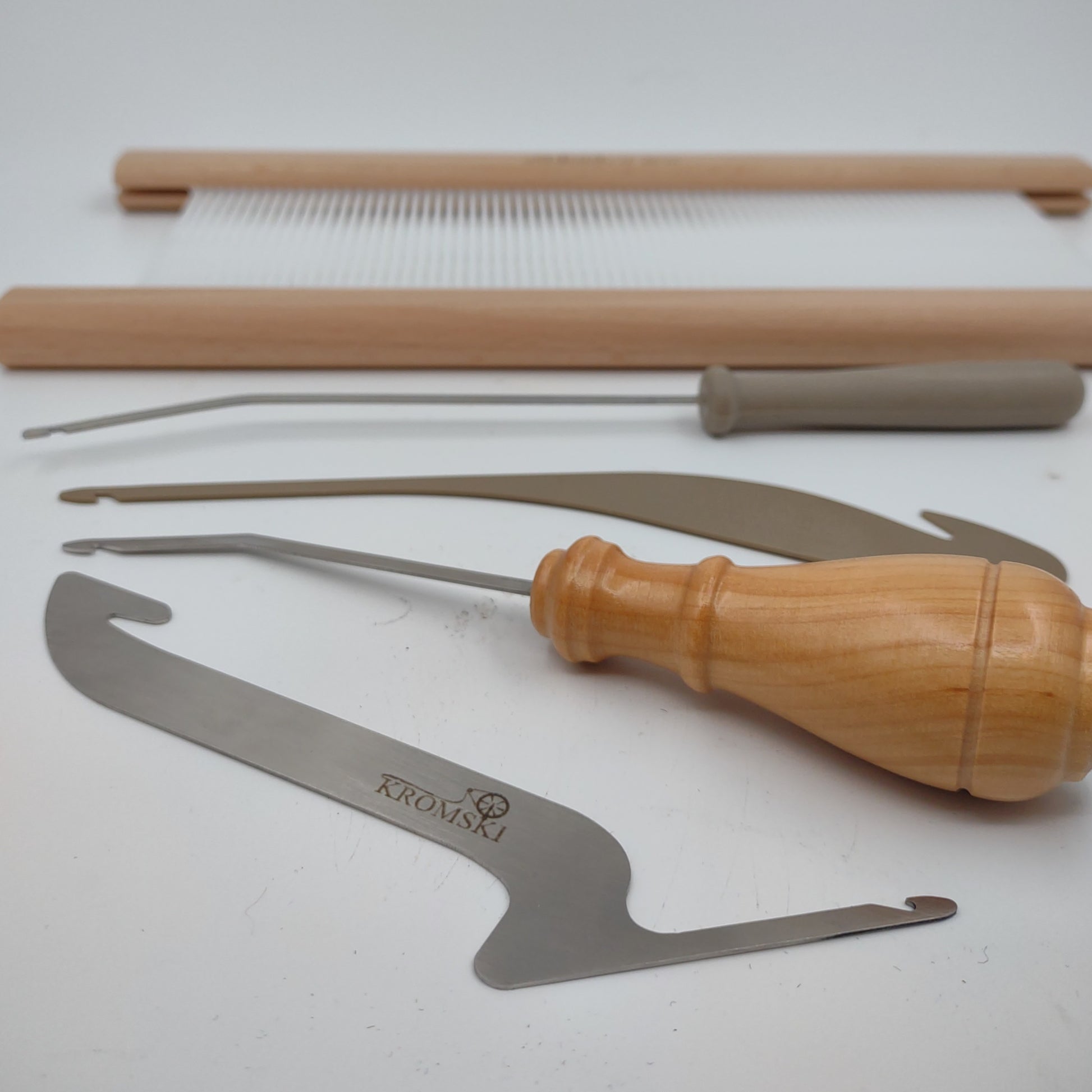 reed threading hooks at fibrehut